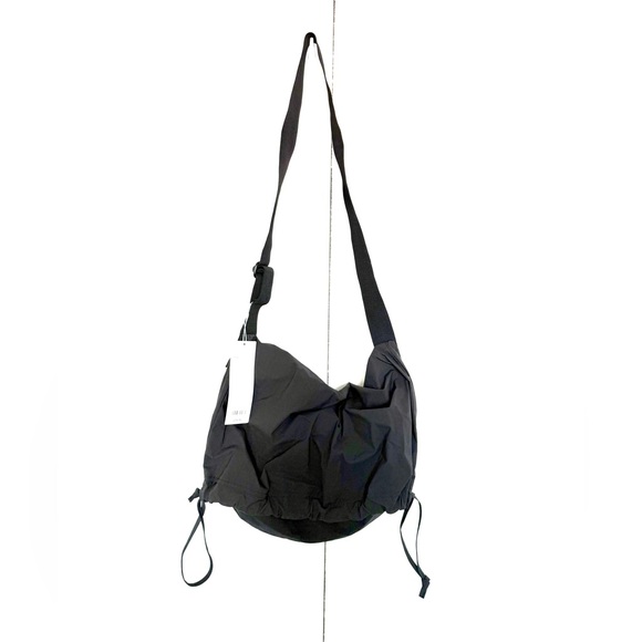 Uniqlo Handbags - Uniqlo DRAWSTRING SHOULDER BAG, Color: Black, New W/O Tags, Never Worn
